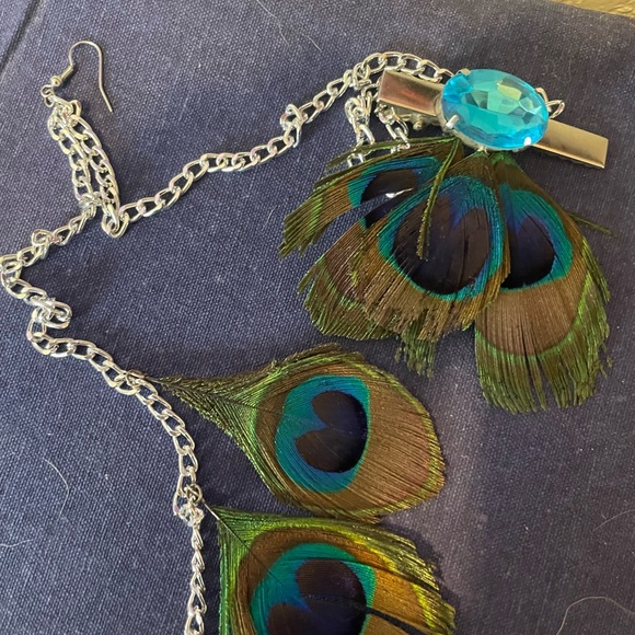 Peacock Feather Barrette Earring - Picture 3 of 4